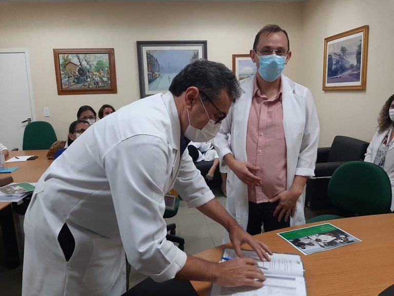 04092020 contrato meac (20).jpg