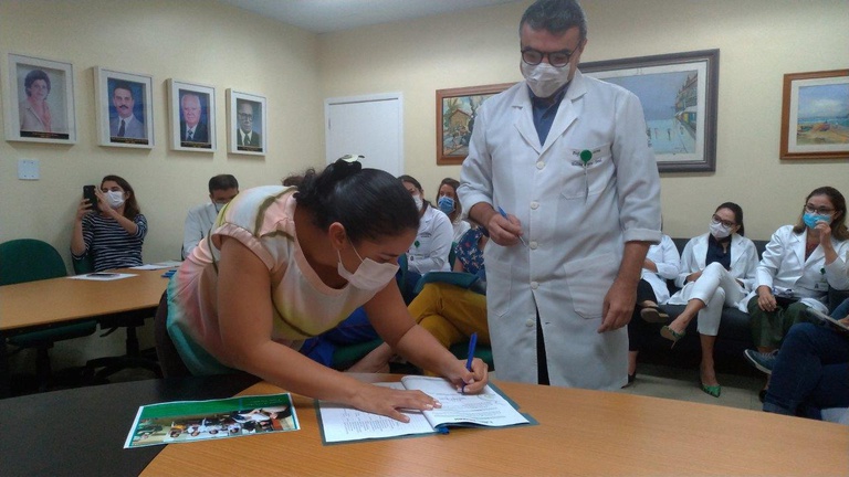 04092020 contrato meac (8).jpg