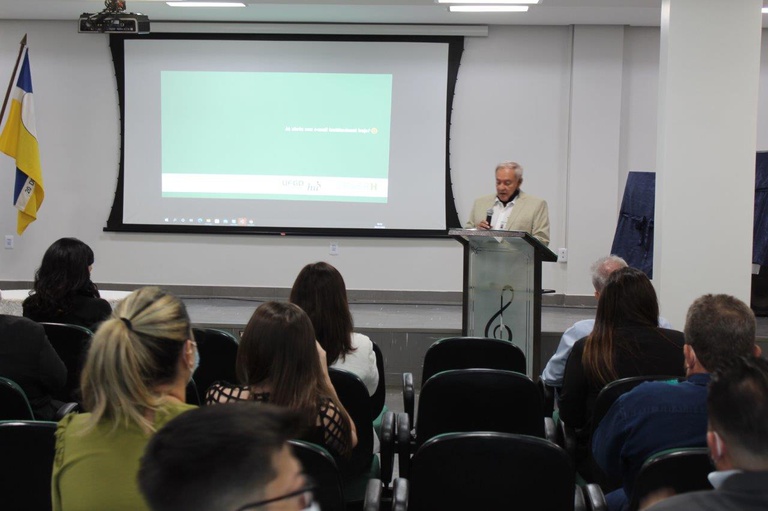 Superintendente do HU-UFGD Luiz Augusto Freire Lopes.jpg