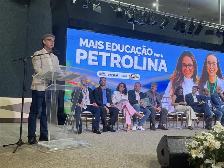 05032026 ebserh hu-univasf assinaura os centro cirúrgico (18).jpg