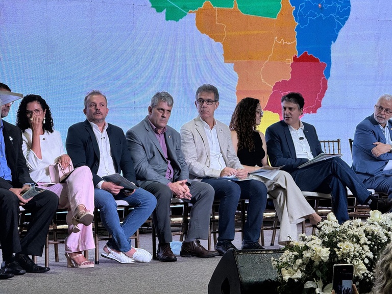 05032026 ebserh hu-univasf assinaura os centro cirúrgico (4).jpg