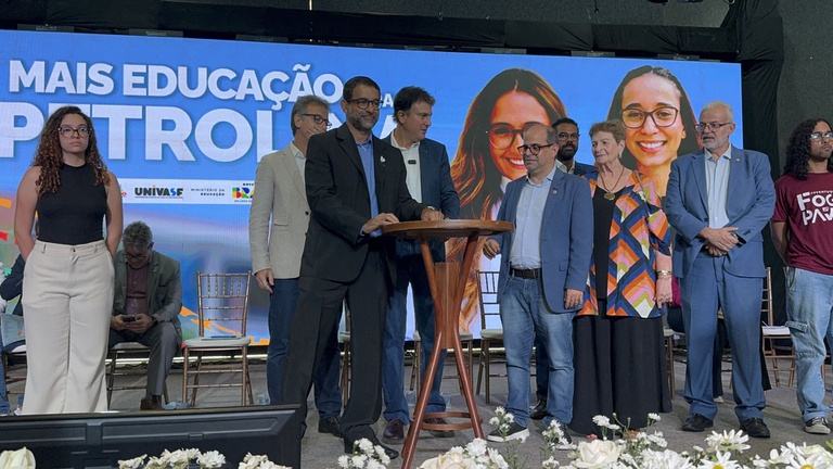 05032026 ebserh hu-univasf assinaura os centro cirúrgico (9).jpg