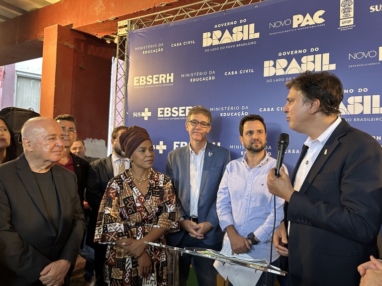 11032026 ebserh hu-ufop lançamento pedra fundamental (2).jpg