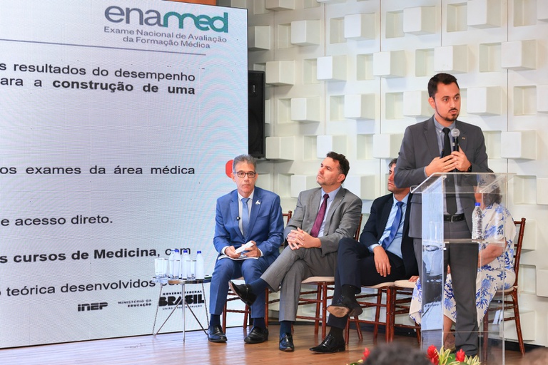 23042025 ebserh enamed lançamento (10).jpg