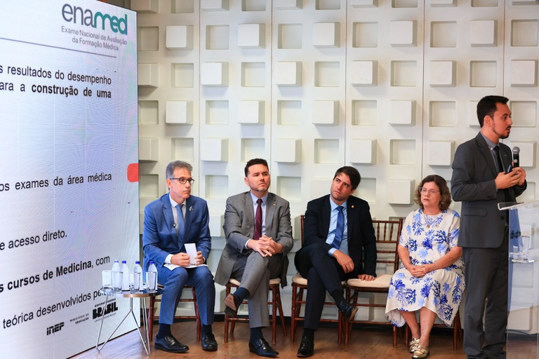 23042025 ebserh enamed lançamento (9).jpg