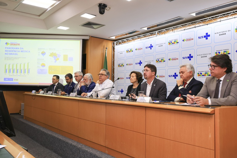 10062025 ebserh min saúde mais médicos especialistas (14).jpg