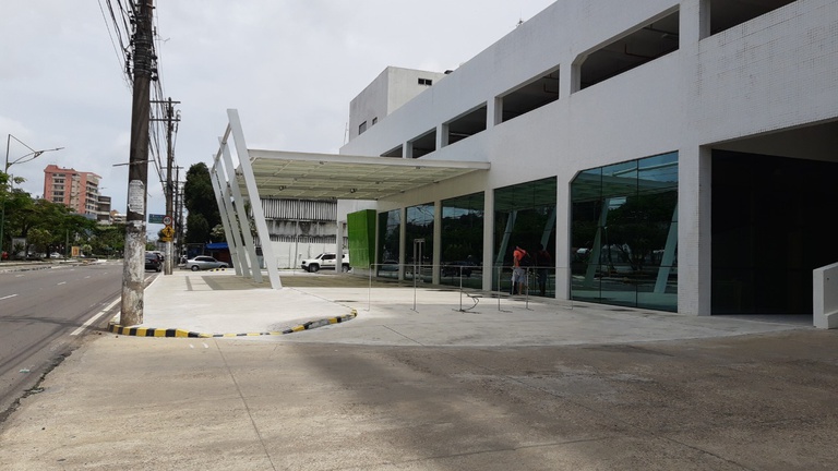 Implantado na zona centro-sul de Manaus, o novo espaço, que corresponde à segunda etapa de obras de ampliação do HUGV, soma mais de 14 mil m² de área construída
