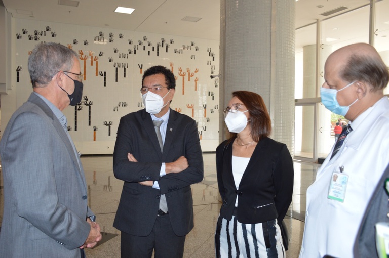 26102020 visita ministro hc-ufg (2).jpeg