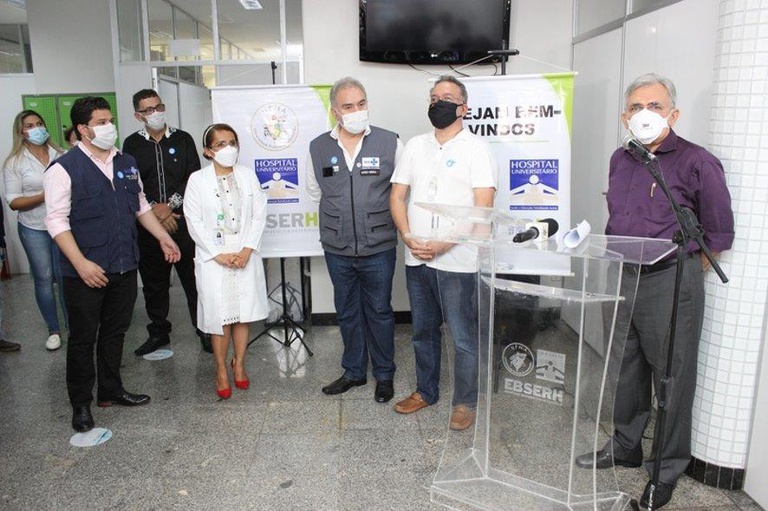 18102021 visita ministro hu-ufma 13.jpg