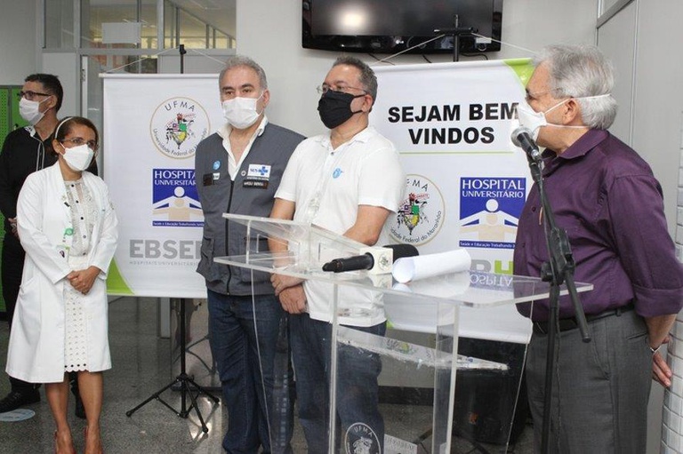 18102021 visita ministro hu-ufma 14.jpg