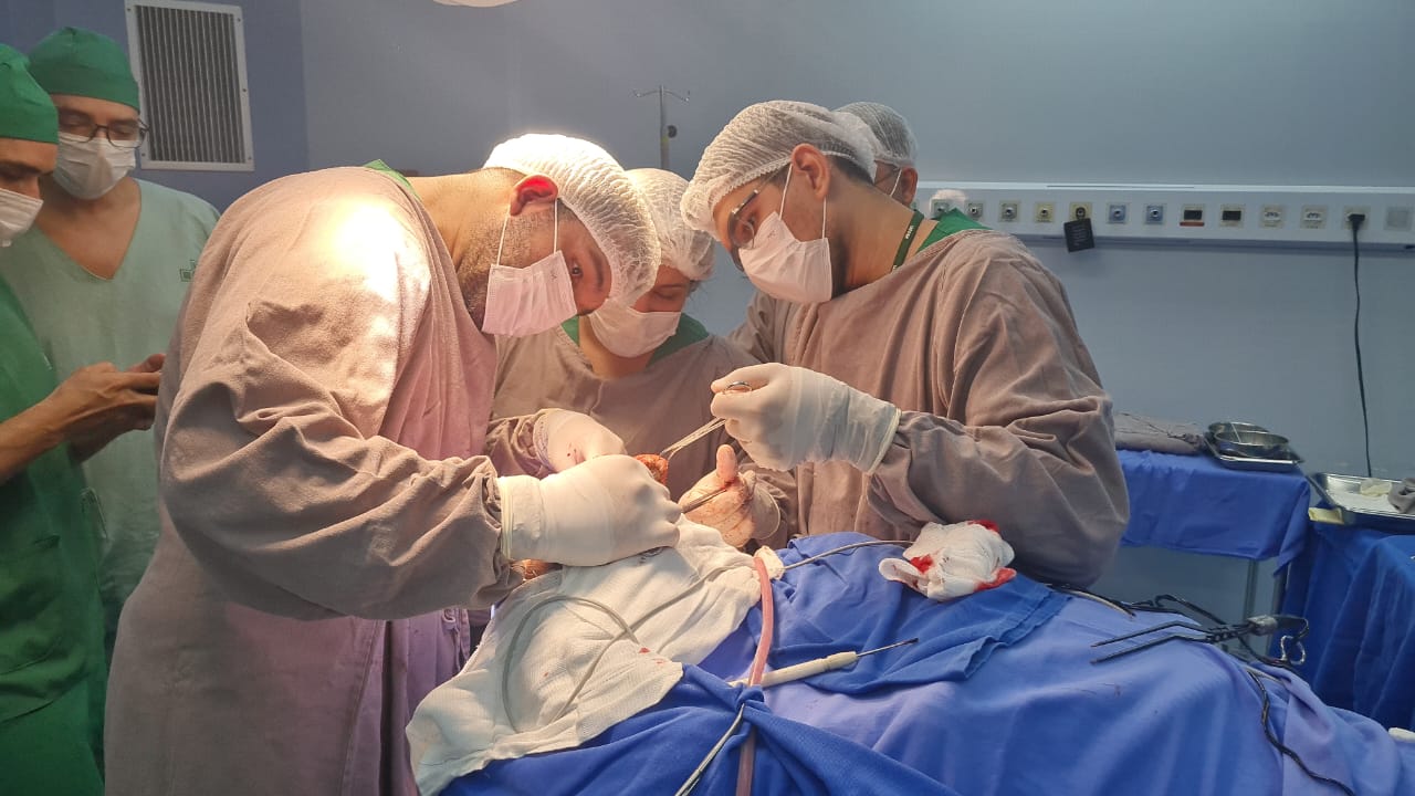 Os pacientes foram selecionados pelo Ambulatório de Neurotrauma do HUGV, o primeiro da região Norte especializado em atender vítimas de trauma craniano. 