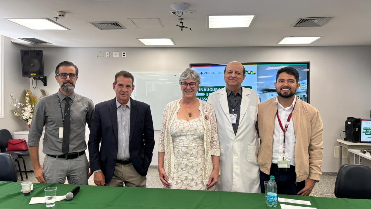 A inauguração contou com a reitora da UFG, Angelita Pereira de Lima, o pró-reitor de Administração e Finanças da UFG, Robson Maia; senador Vanderlan Cardoso; superintendente do HC-UFG, José Garcia Neto; e o chefe da Unidade de Diagnóstico por Imagem do HC-UFG, Fillipe Thiago de Campos.