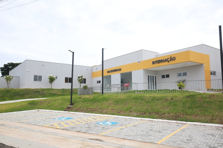 25022025 Acordo assinado para HU-UFCAT - foto Luis Fortes - MEC (2).jpg