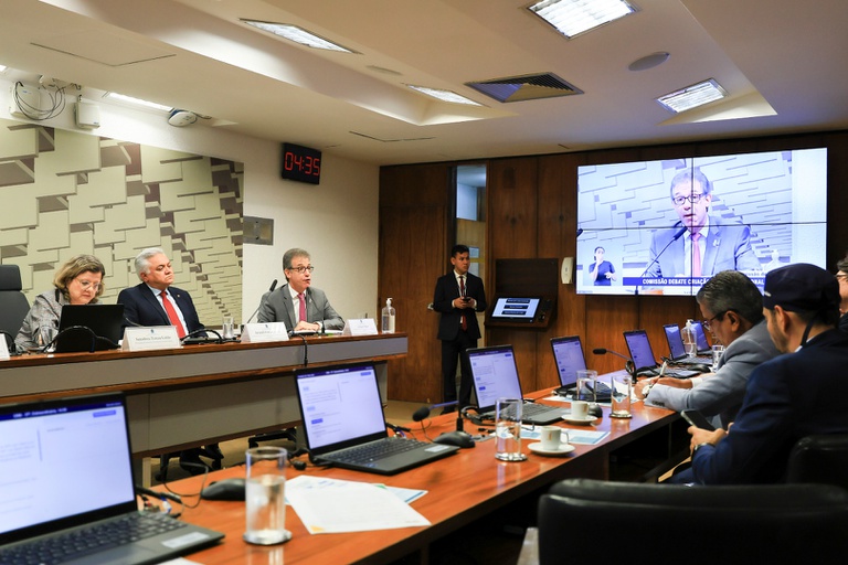 03-09-25 Senado-1034.jpg