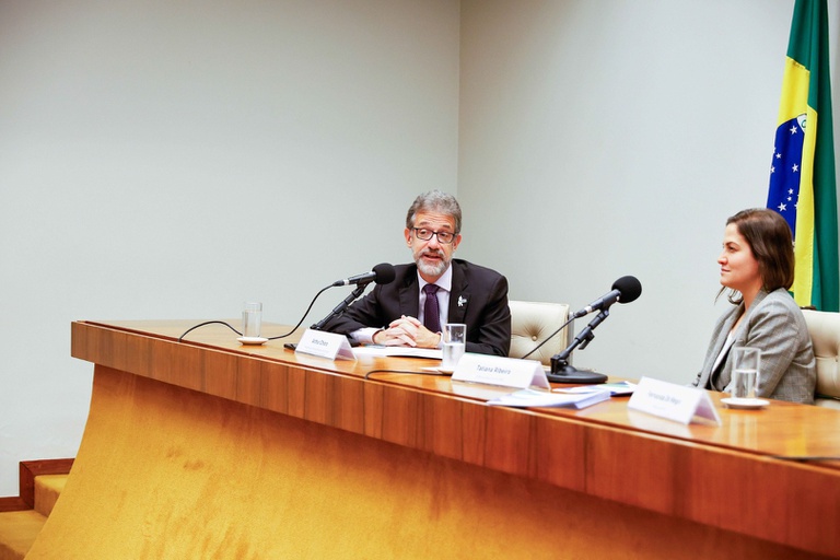 29102024 ebserh seminário farmacêutica câmara deputados (1).jpg