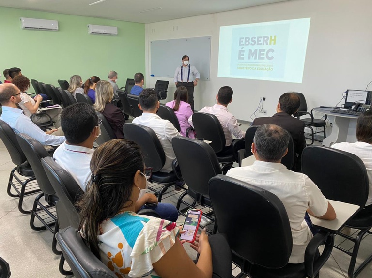 27092021 visita presidente hdt (13).jpeg