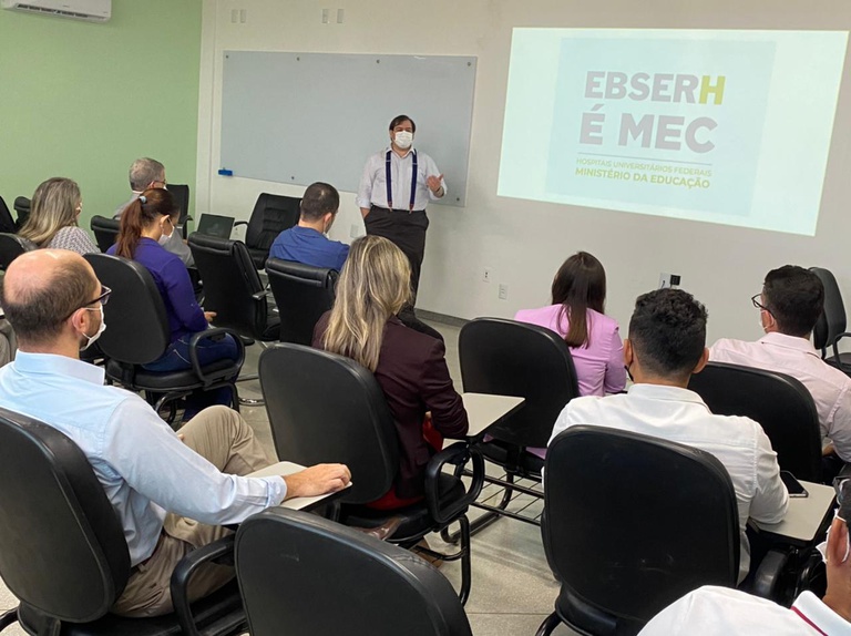 27092021 visita presidente hdt (2).jpeg