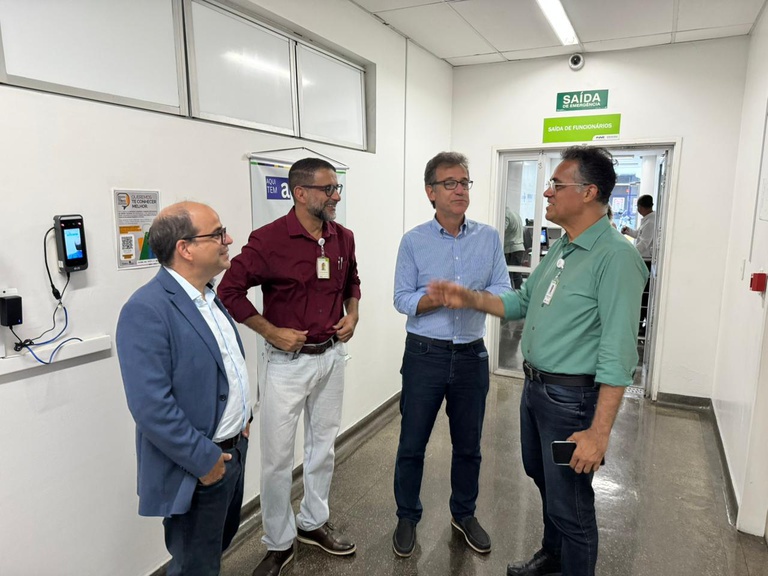 06022026 ebserh hu-univasf visita institucional (10).jpeg