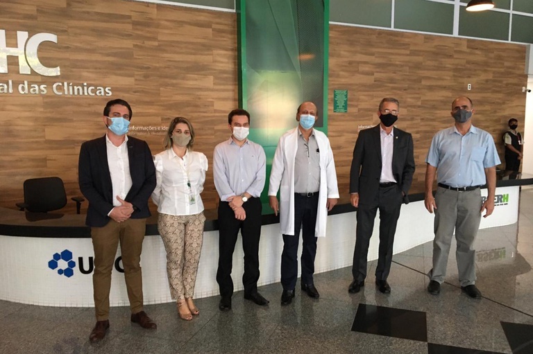 29092020 visita presente ao hc-ufg (3).jpeg