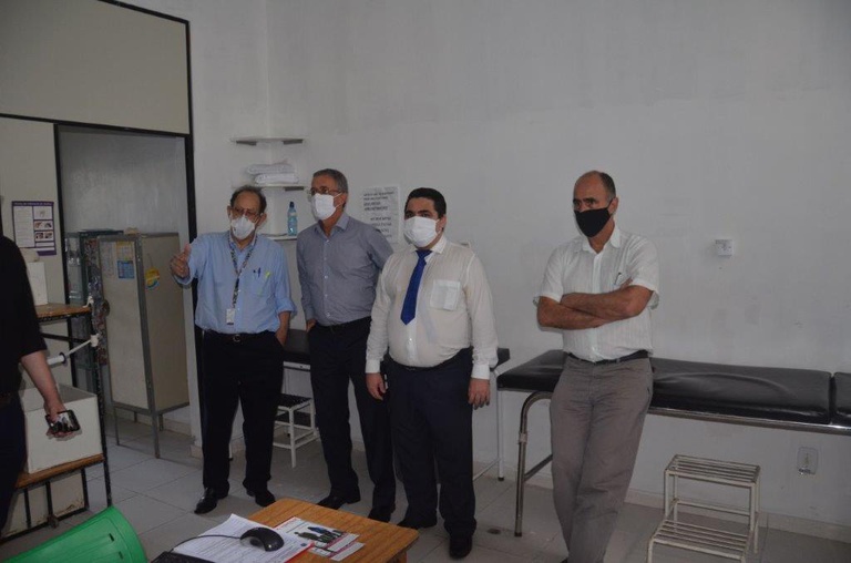 Visita do presidente da Rede Ebserh ao HUGV (20).jpg