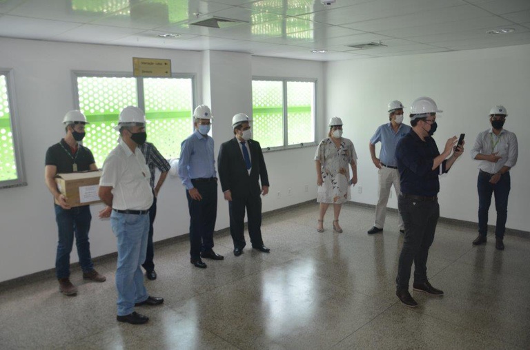 Visita do presidente da Rede Ebserh ao HUGV (25).jpg