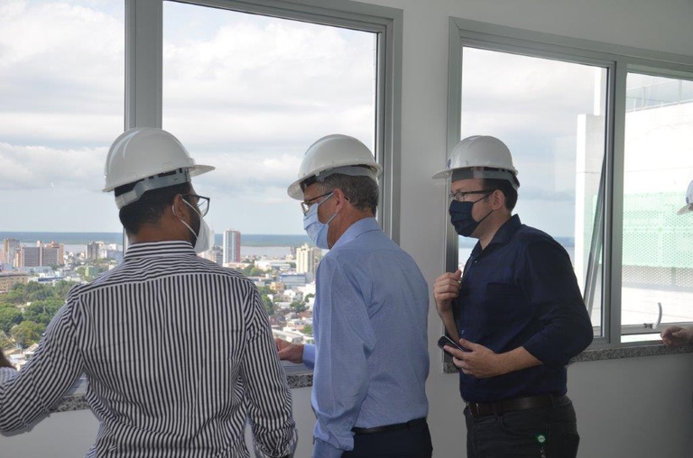 Visita do presidente da Rede Ebserh ao HUGV (28).jpg