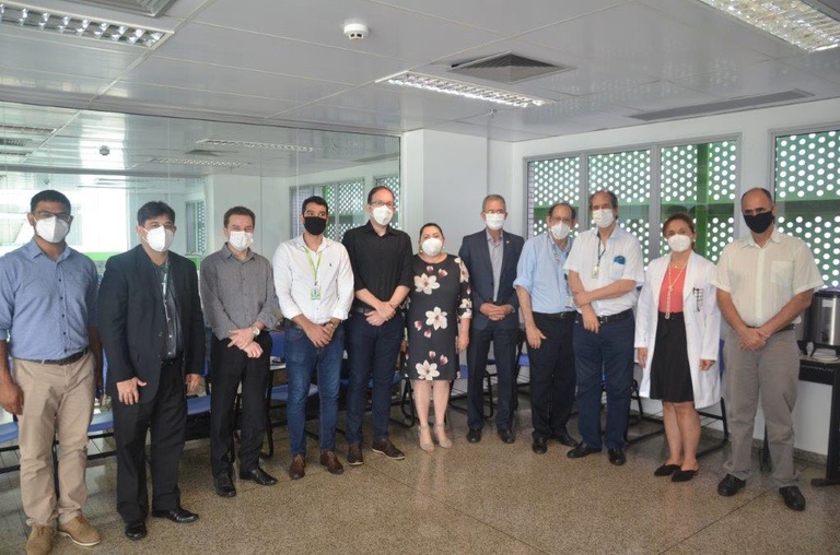 Visita do prsidente da Rede Ebserh ao HUGV (3).jpg