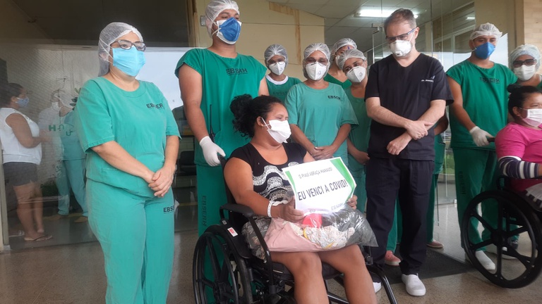 21012021 Alta Hospitalar no HU-UFPI de pacientes de Manaus 11.jpeg