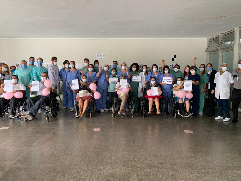 21012021 Alta Hospitalar no HUB-UnB de pacientes de Manaus.jpeg