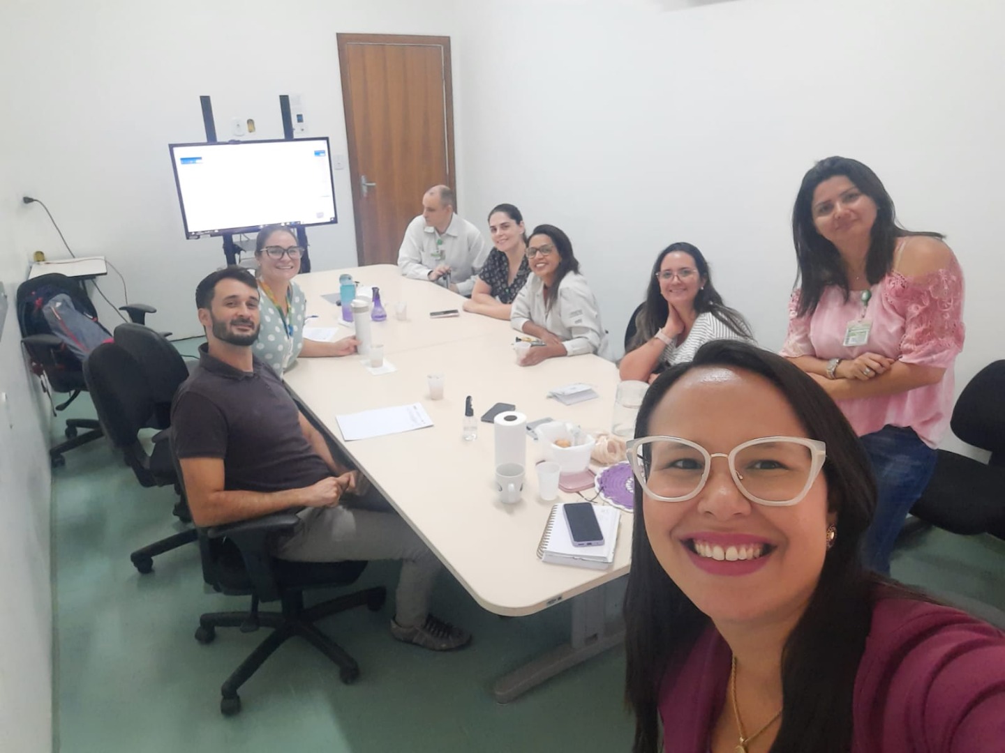 Comissão do Hospital da Universidade de Brasília faz acolhimento e acompanhamento dos profissionais PCD