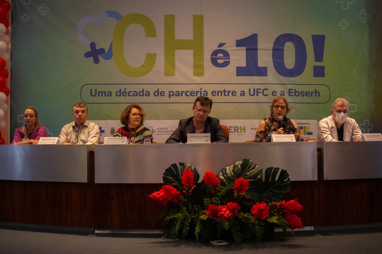02122024 ebserh ch-ufc 10 anos contrato (26).jpg