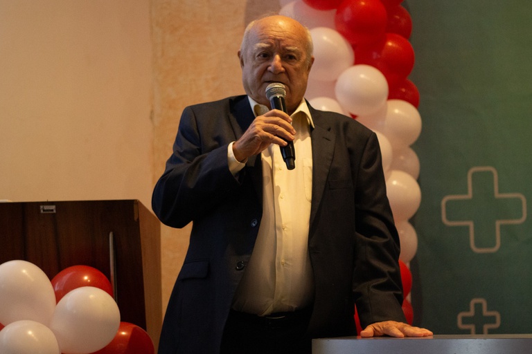 02122024 ebserh ch-ufc 10 anos contrato (9).jpg