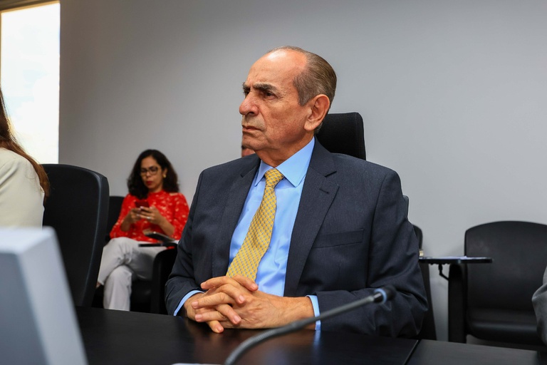 01042025 ebserh hu-ufdpar bancada apre (27).jpg