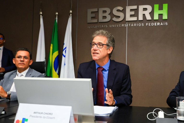 01042025 ebserh hu-ufdpar bancada apre (32).jpg