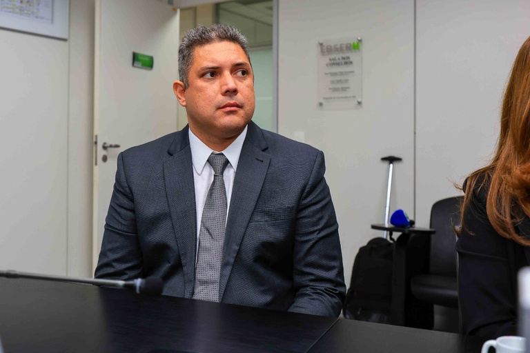 01042025 ebserh hu-ufdpar bancada apre (49).jpg