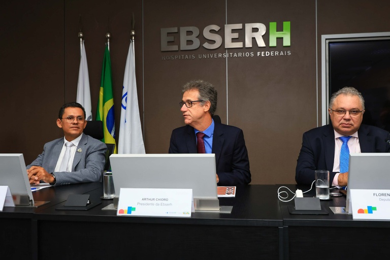 01042025 ebserh hu-ufdpar bancada apre (6).jpg