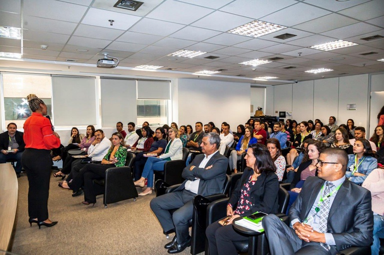 10022020 palestra assédio moral (13).jpg