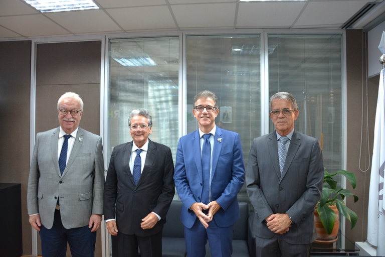 18112025 ebserh reunião conselho consultivo (1).JPG