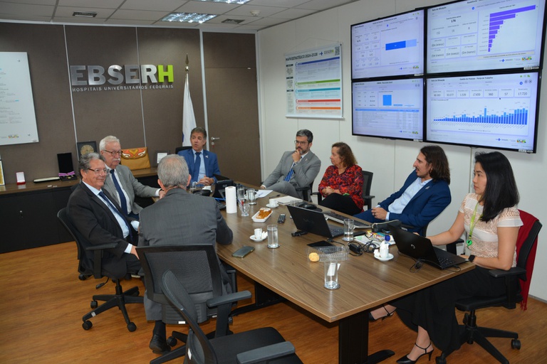 18112025 ebserh reunião conselho consultivo (11).JPG