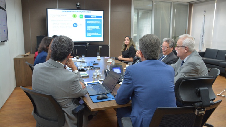 18112025 ebserh reunião conselho consultivo (5).JPG