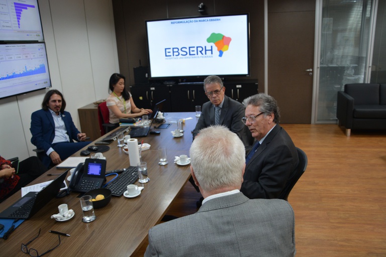 18112025 ebserh reunião conselho consultivo (6).JPG