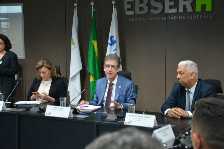 29102025 ebserh reunião hu-ufsj divinopolis (1).JPG