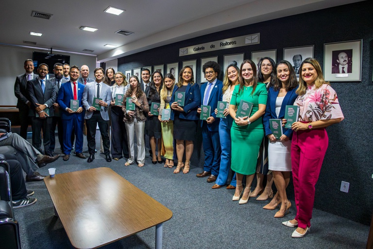 04-06-2024 Revista Juridica-1.jpg