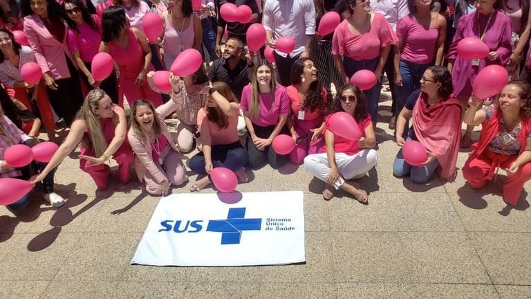 24102023 outubro rosa ebserh sede (21).jpeg