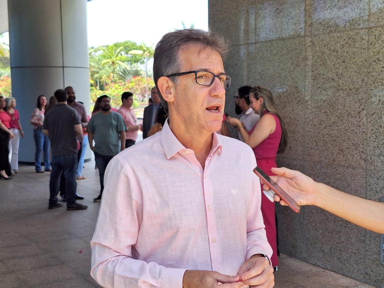 24102023 outubro rosa ebserh sede (23).jpeg