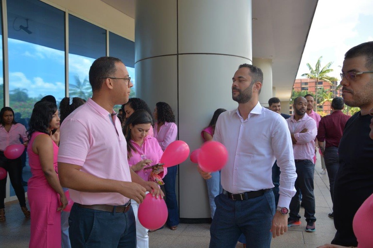 24102023 outubro rosa ebserh sede (36).jpg