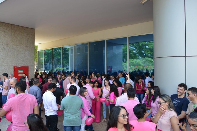 24102023 outubro rosa ebserh sede (40).jpg