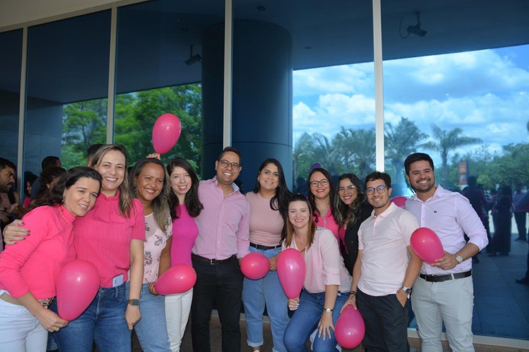 24102023 outubro rosa ebserh sede (44).jpg