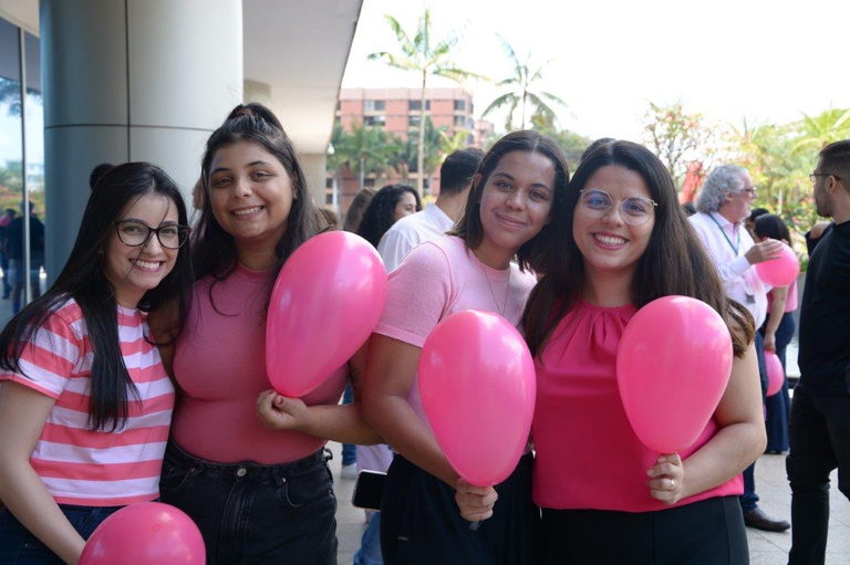 24102023 outubro rosa ebserh sede (45).jpg