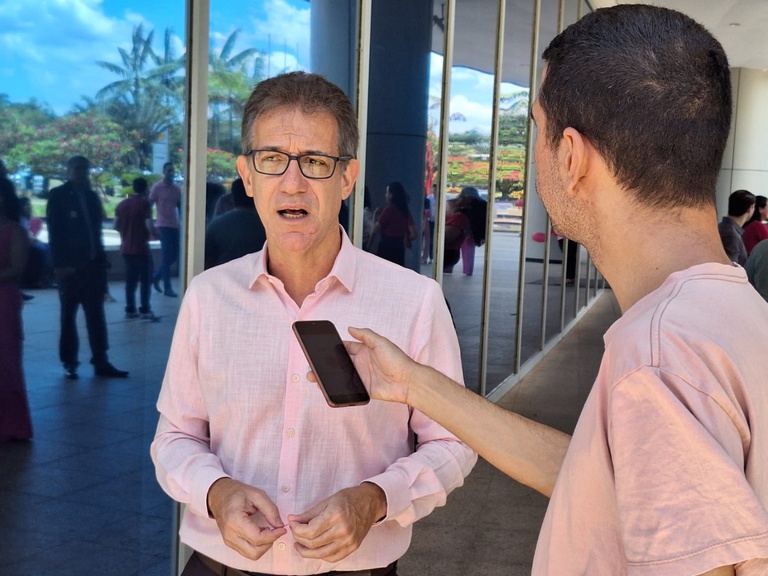 24102023 outubro rosa ebserh sede (8).jpeg